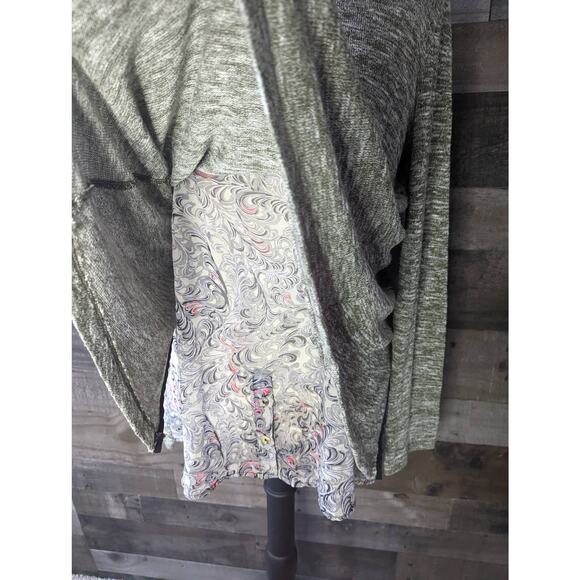 Poeme Layered Green light weight Sweater Blouse Size Large - Picture 4 of 7